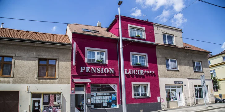 Tápat určitě nebudete, hned po příjezdu totiž na recepci dostanete mapu.