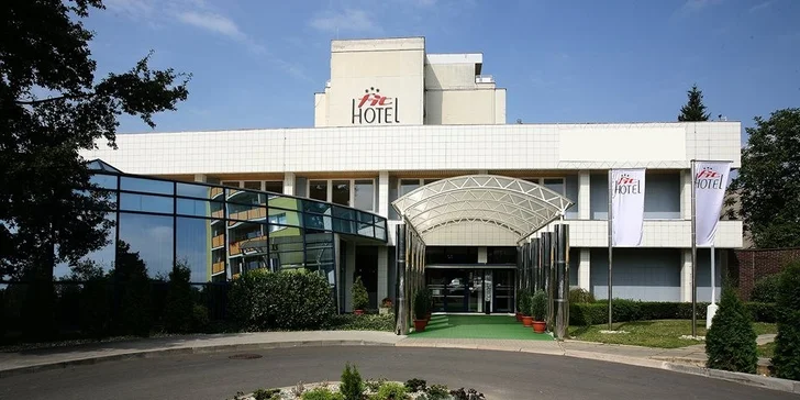 Odpočinek v Hotelu Fit na Kroměřížsku i s prohlídkou zámku