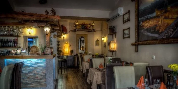 2 kávy a 2 balkánské dezerty v restauraci Singidunum