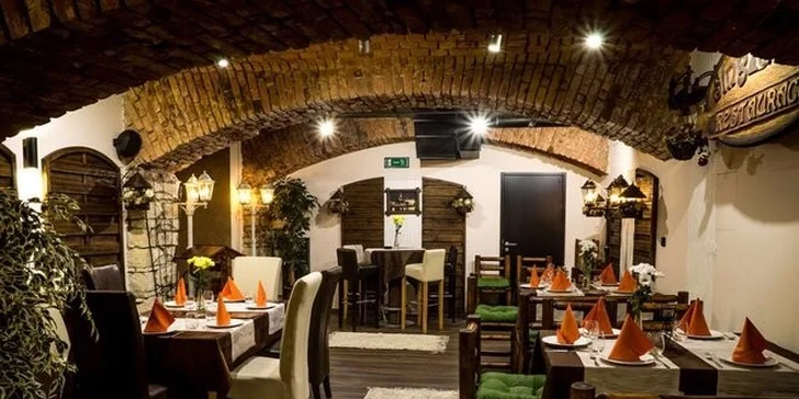 2 kávy a 2 balkánské dezerty v restauraci Singidunum