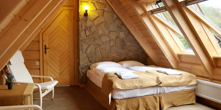 Bydlet budete ve dvoulůžkovém pokoji (na fotce), apartmánu nebo samostatném domku. 