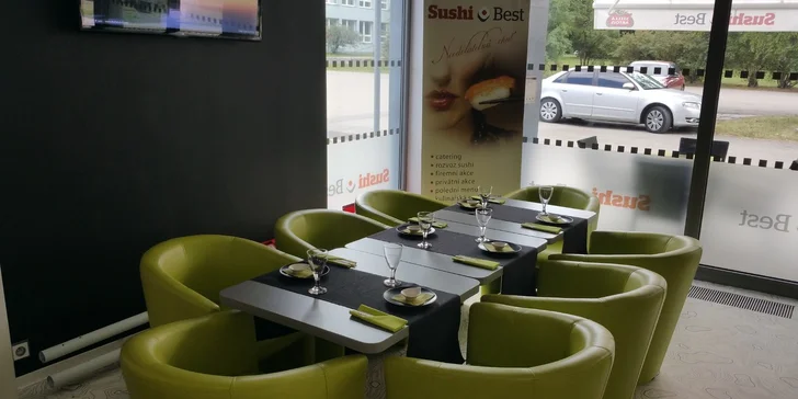 Lahodných 32 kusů Sushi v Havířově