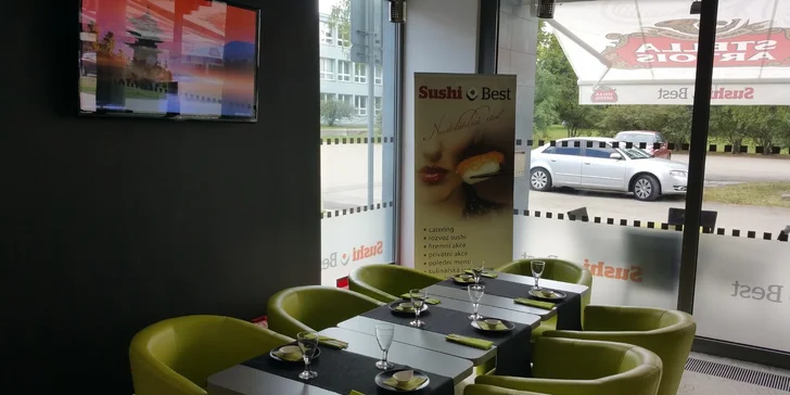 Lahodných 32 kusů Sushi v Havířově