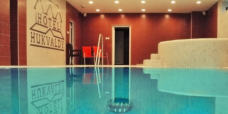 Luxusní privátní wellness pro 2 až 4 osoby: bazén, sauna a vířivka jen pro vás