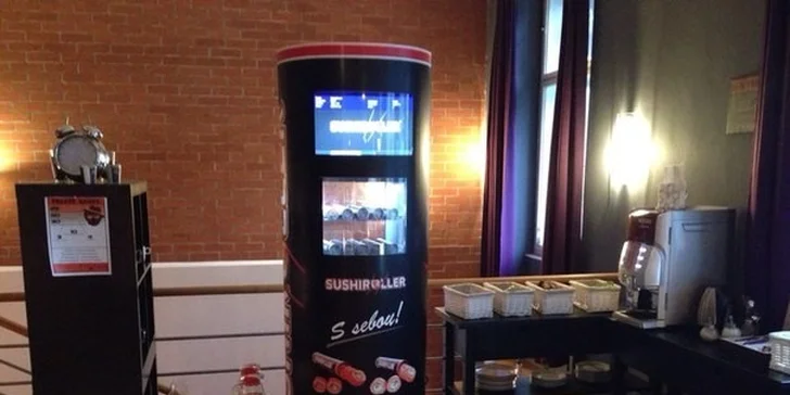 Revoluční balení čerstvého sushi ve vymakaném tubusu