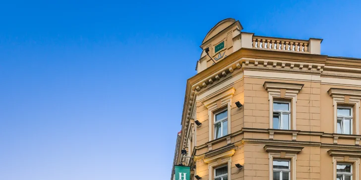 Od hotelu jste přímým busem na Staroměstském náměstí jen za 15 min.