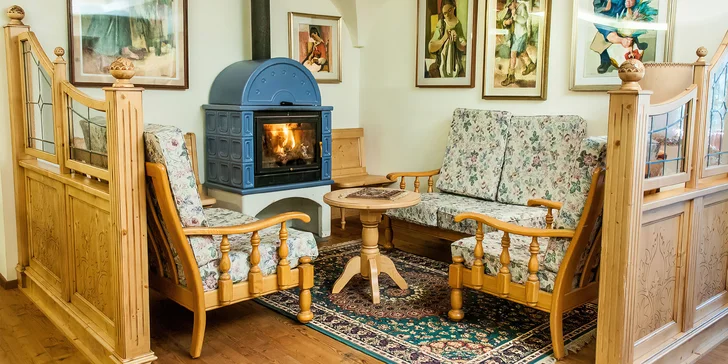 Bydlet budete v hotelu Monteverde, který se nachází jen kilometr od sjezdovek, kam vás navíc zaveze nedaleký skibus. 