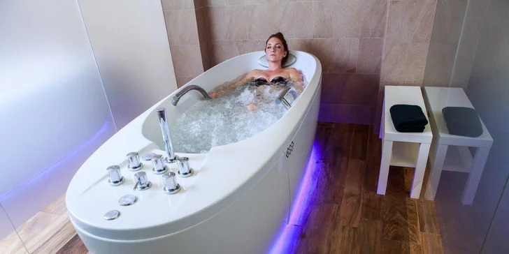 Třeba perličková koupel nemá chybu.