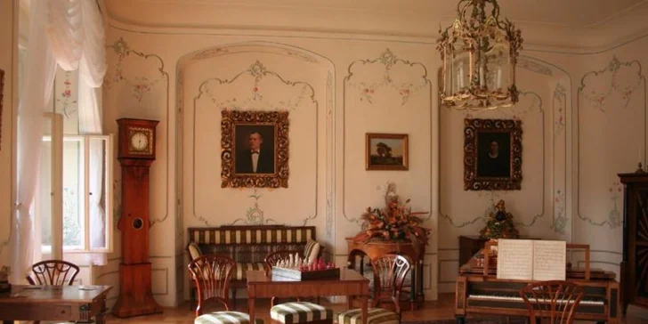 Hudební salon. 
