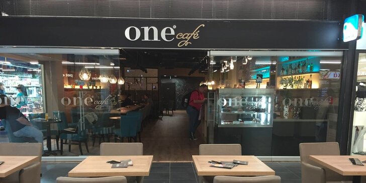 1 či 2 burgery v nově otevřeném podniku One Café Lužiny