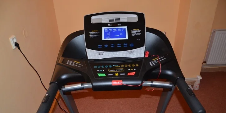 Cvičení na Power Plate či běžeckém pásu