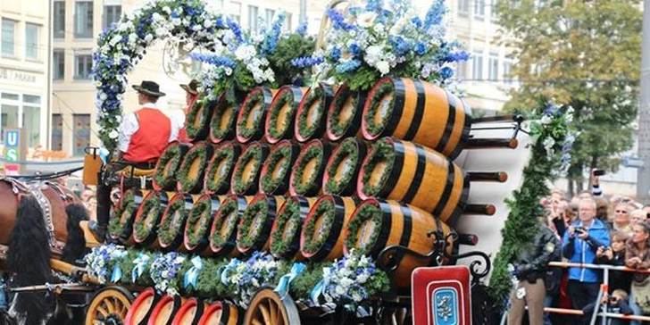 Jednodenní výlet na Oktoberfest 2015