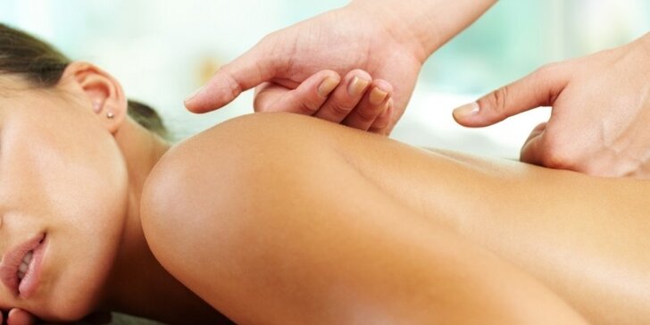 Aromaterapeutická masáž šíje a zad v délce 60 minut