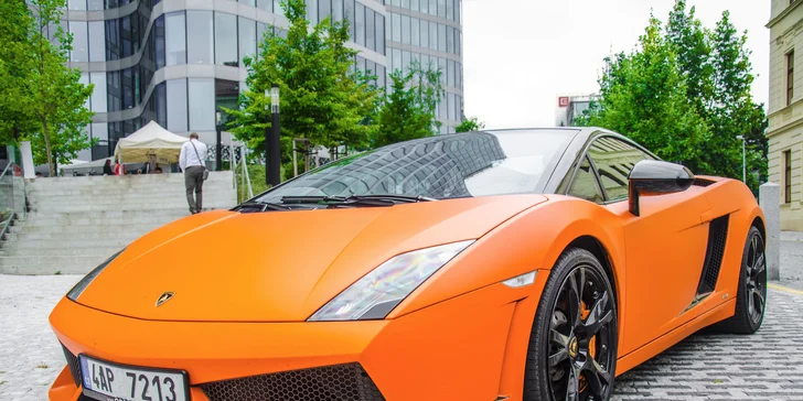Jízda v Lamborghini Gallardo jako řidič i spolujezdec
