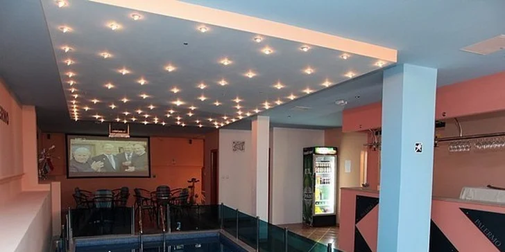 Šest dní dovolené v letovisku Tučepi - hotel s polopenzí