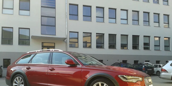 Kompletní čištění interiéru mokrou cestou