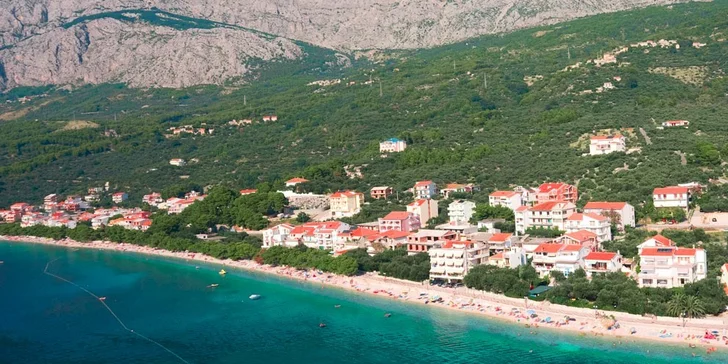 Šest dní dovolené v letovisku Tučepi - hotel s polopenzí