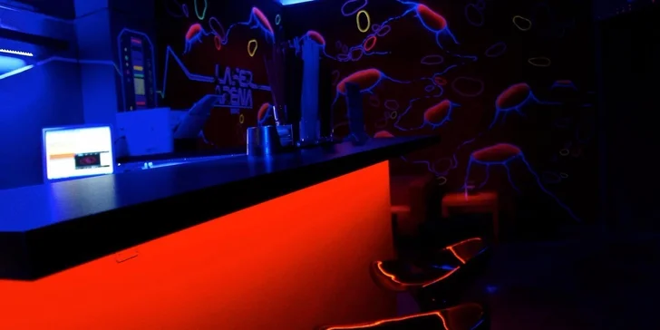Adrenalinová laser game v temném sklepení: vstup pro 1 nebo 2 hráče