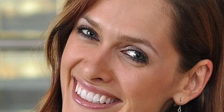 Dentální šperky - broušený křišťál do zubů