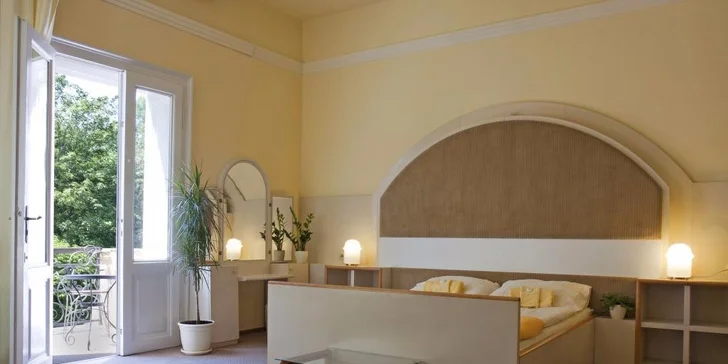 Vládní vila v Luhačovicích: ubytování v boutique hotelu, polopenze a vstup do aquacentra nebo dárek