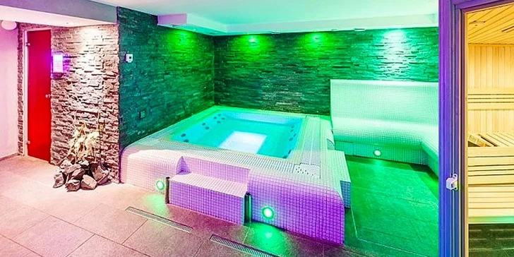 Romantický víkend pro dva s pobytem v privátním wellness