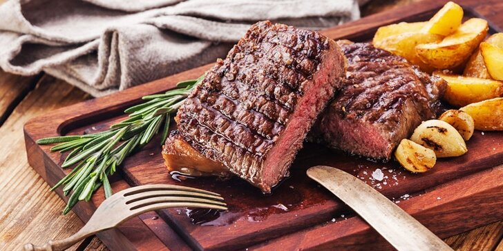 Steakové prkno plné šťavnatého masa + americké brambory