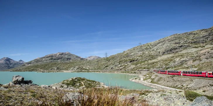 Jízda vyhlídkovým vlakem Bernina Express s možností ubytování v Davosu