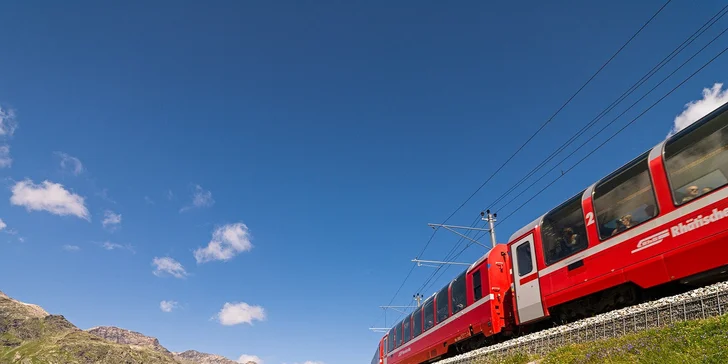 Jízda vyhlídkovým vlakem Bernina Express s možností ubytování v Davosu