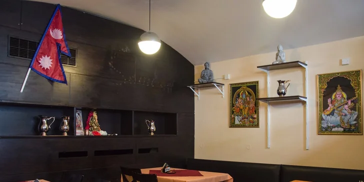 Jehněčí nebo kuřecí indické menu pro dva
