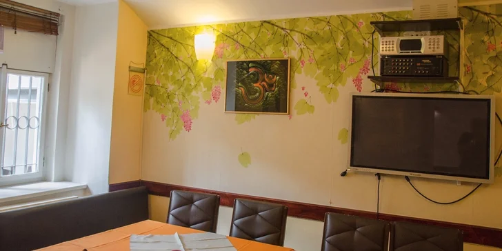 Jehněčí nebo kuřecí indické menu pro dva