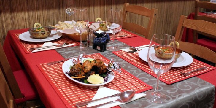 Bohaté indické menu pro 2 osoby v restauraci Taste of India