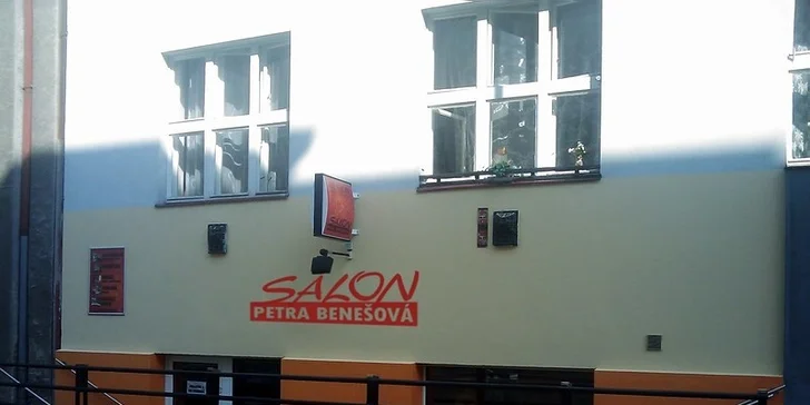 Anticelulitidní masáž se zábalem a infra světlem