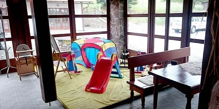 V dětském koutku se vaše ratolesti dozajista rády vyřádí.