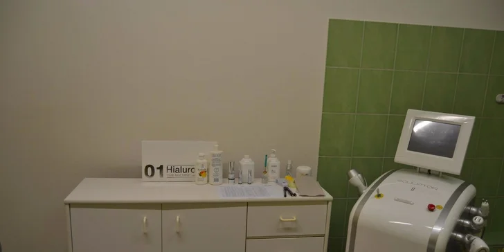 Relaxační masáž zad a šíje se zábalem + dárek