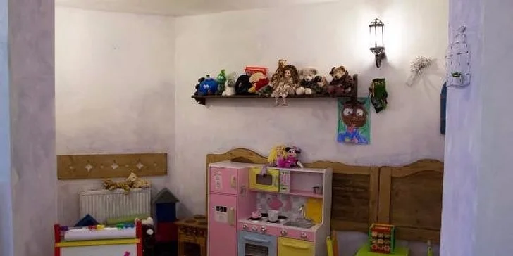 Dva šťavnaté hamburgery a dva domácí zákusky