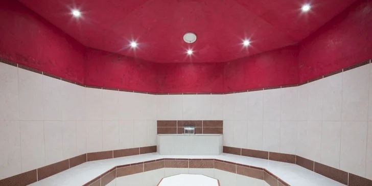3–4 dny hýčkání a wellness včetně polopenze v Trenčíně pro dva