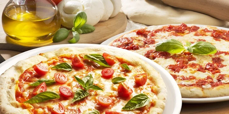 2 znamenité pizzy ve Franko's Restaurant & Burgeria