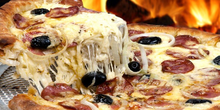 49 Kč za vynikající pizzu o průměru 32 cm. Křupavé potěšení, výběr ze 17 druhů. Okuste chuť pravé Itálie se slevou 61 %.