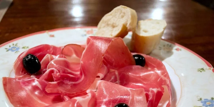 Luxusní menu s uruguayským steakem u Karlova mostu