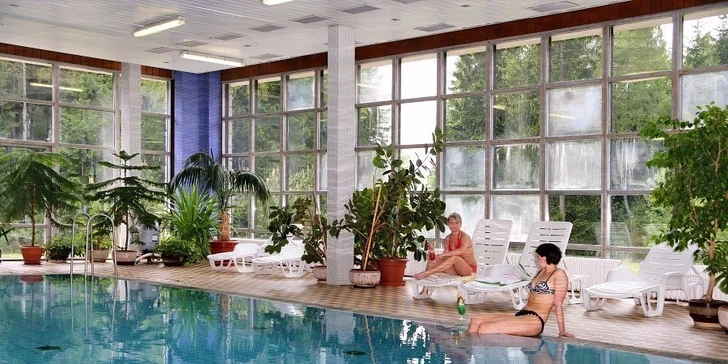 Podzimní i zimní Harrachov s wellness a polopenzí pro dva