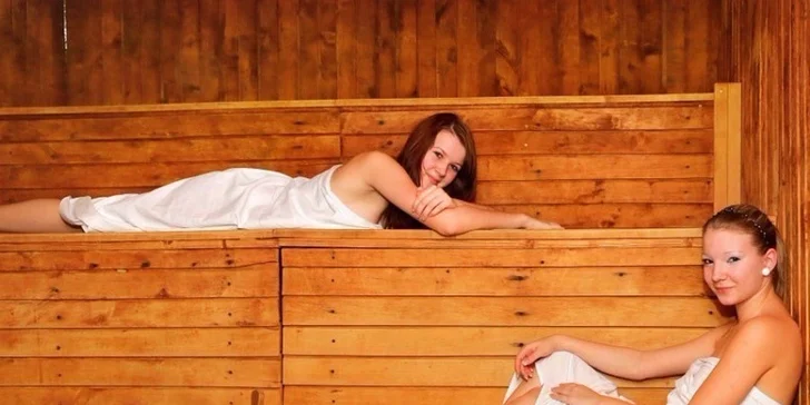 Podzimní i zimní Harrachov s wellness a polopenzí pro dva