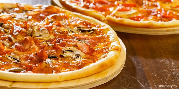2x pizza dle vlastního výběru o průměru 30 cm