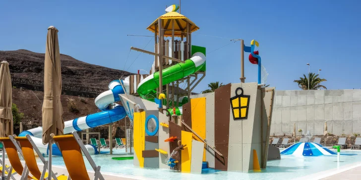 Využít můžete i aquapark sousedního hotelu (za poplatek).