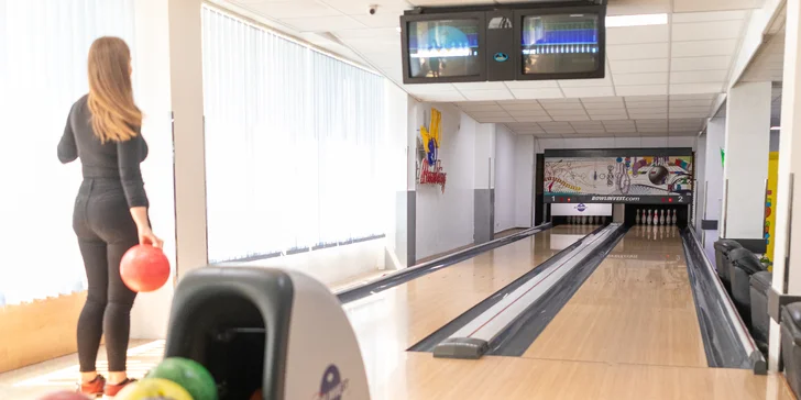 Kto to večer pri bowlingu poriadne roztočí?