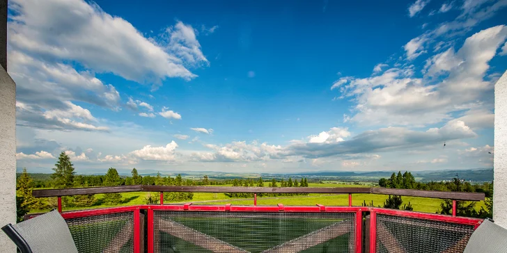 Některé pokoje mají také balkon.