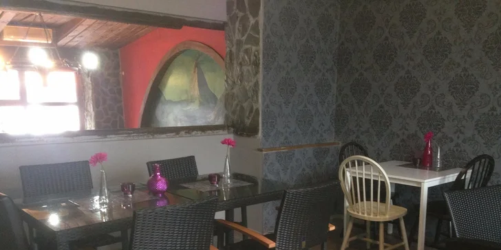 Dvě lahodné pizzy dle výběru