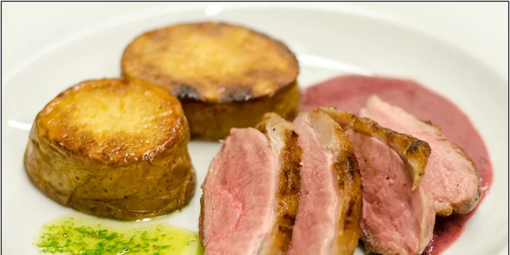 5chodové degustační menu pro 2 osoby v Restauraci ZA OPONOU