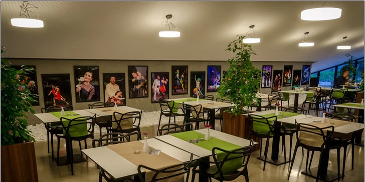 5chodové degustační menu pro 2 osoby v Restauraci ZA OPONOU