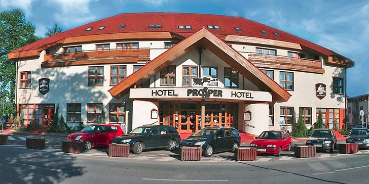 Pobyt ve 4* hotelu v Beskydech: polopenze a neomezeně bazén i sauna