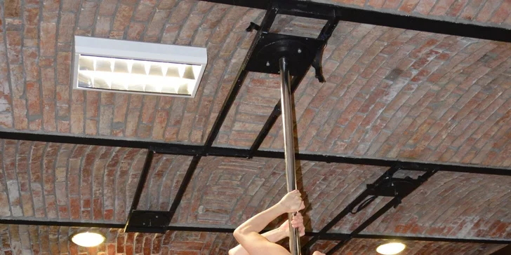 Létací jóga a Pole dance v Airku
